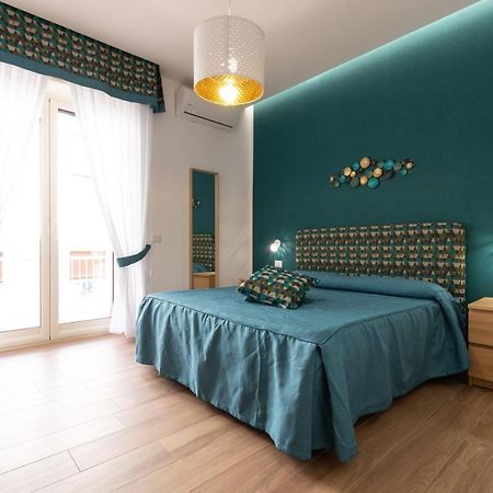 Napolilive B&B Екстер'єр фото
