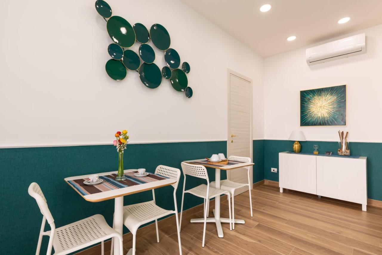 Napolilive B&B Екстер'єр фото