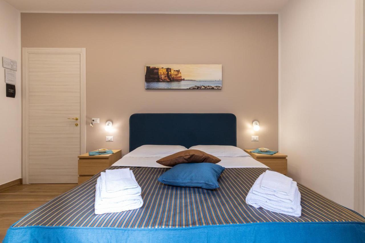 Napolilive B&B Екстер'єр фото
