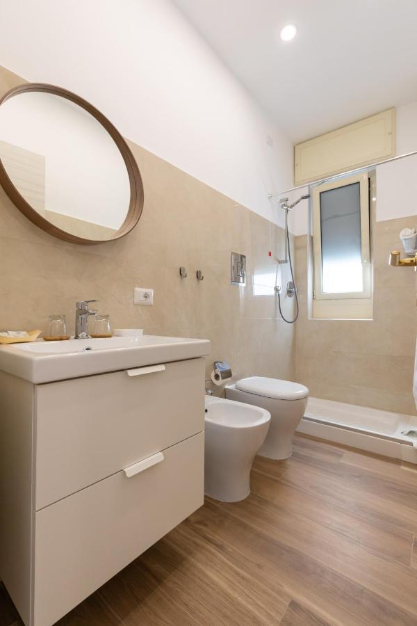 Napolilive B&B Екстер'єр фото
